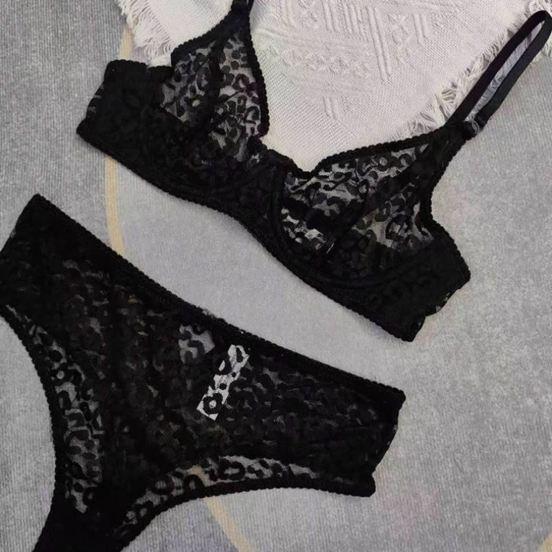 French Style Women's Ultra-Thin See-Through Jacquard Lace Sexy Lingerie Set for Large Busts, Minimizing and Anti-Sagging